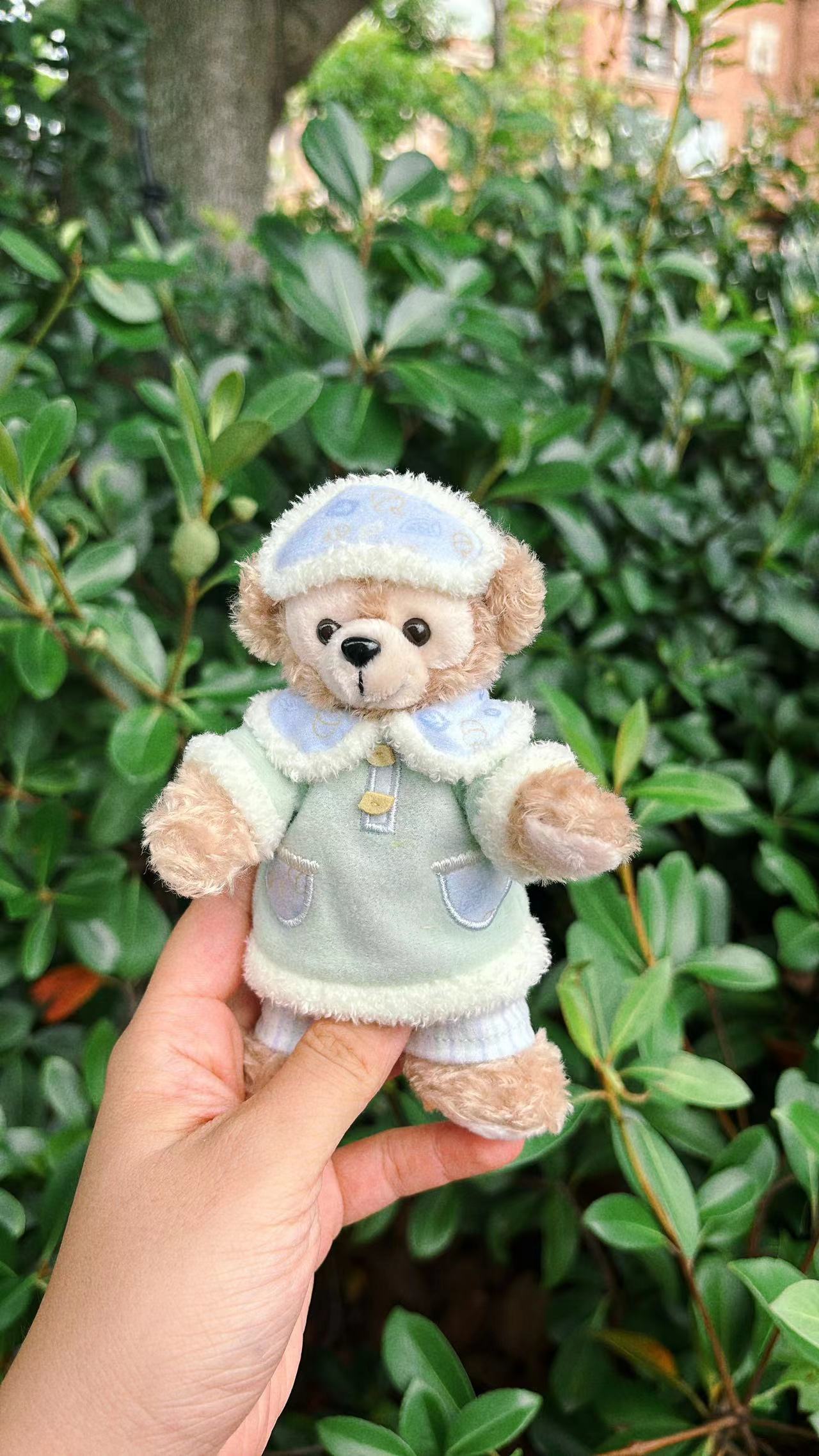 Disney Lingna Belle keychain东京迪士尼睡衣挂件2024