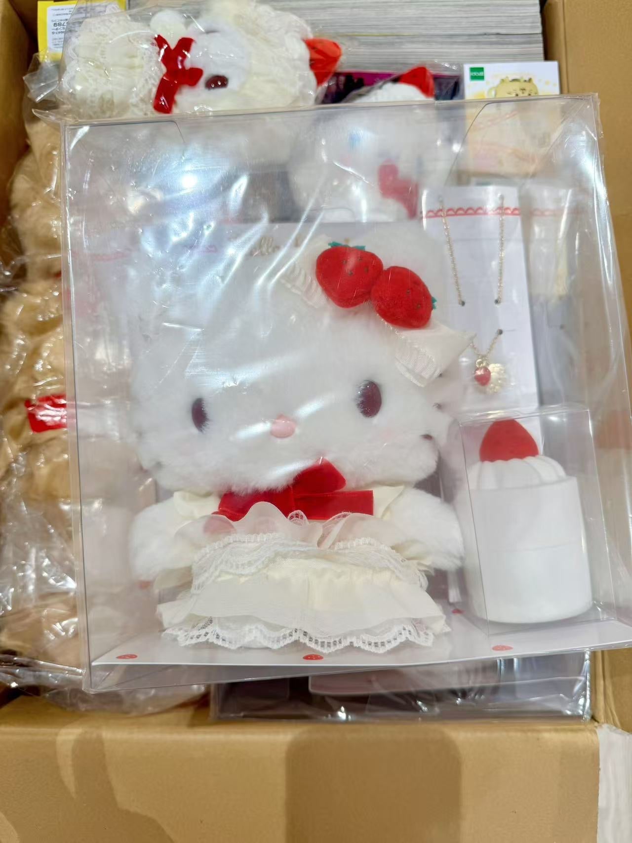 Sanrio Strawberry Shortcake Necklace Plushie Set-Hello Kitty