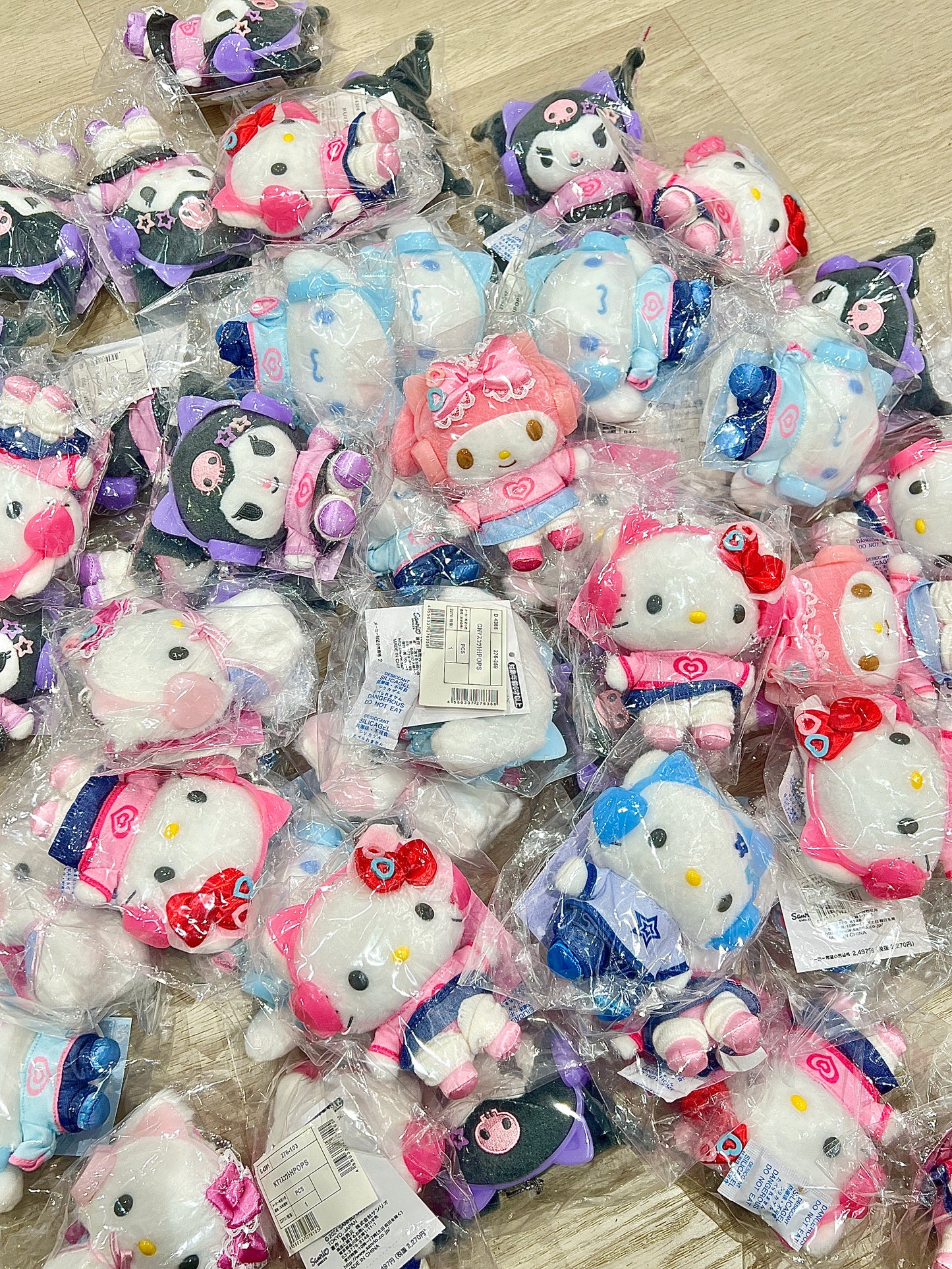 Sanrio Pops Earphone Series ๐ง