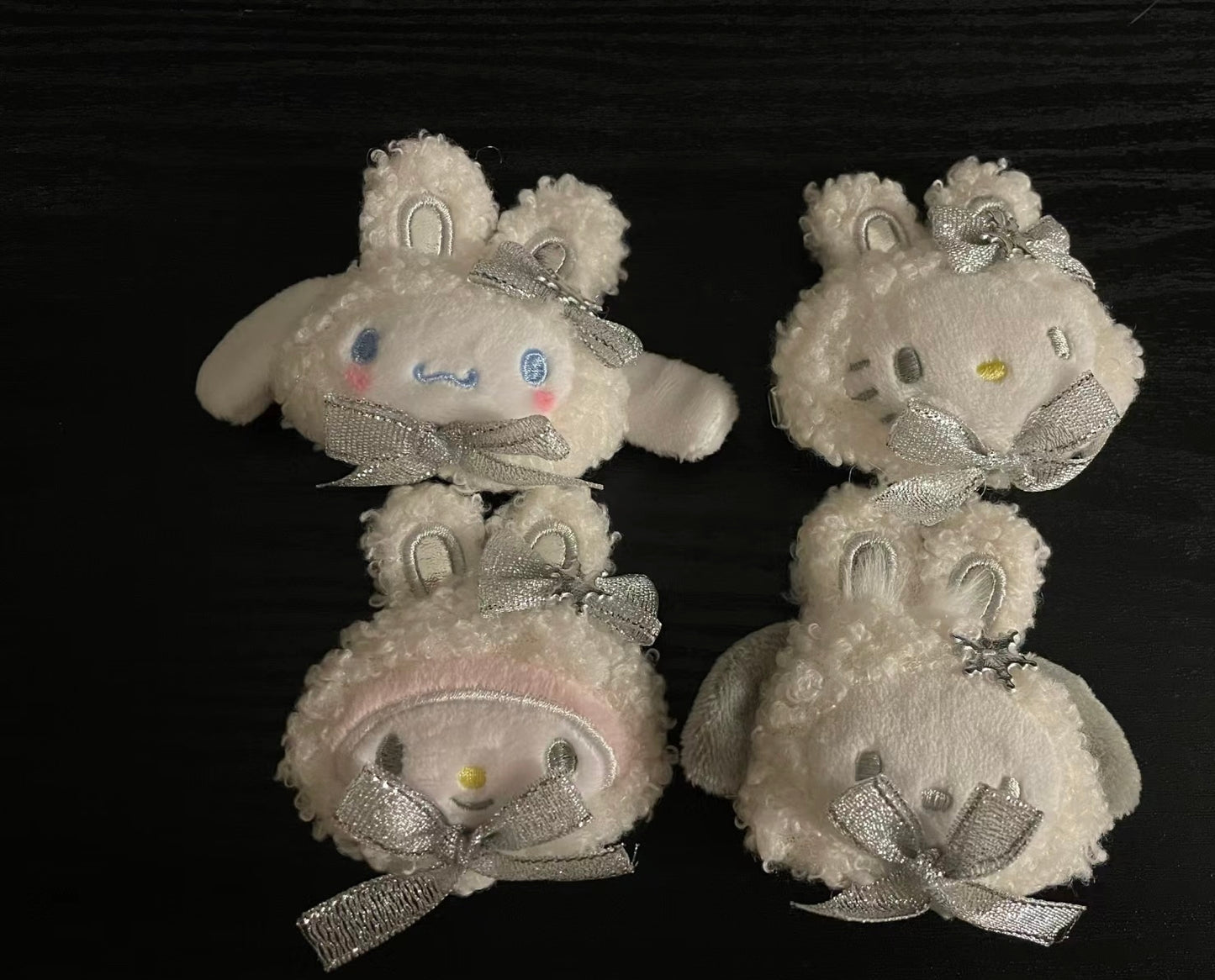 SANRIO|SECRET Hirclip FLUFFY SNOW RABBIT