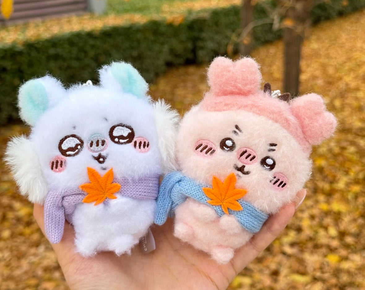 Chiikawa 🍁Momonga Maple Leaf Scarf Keychain