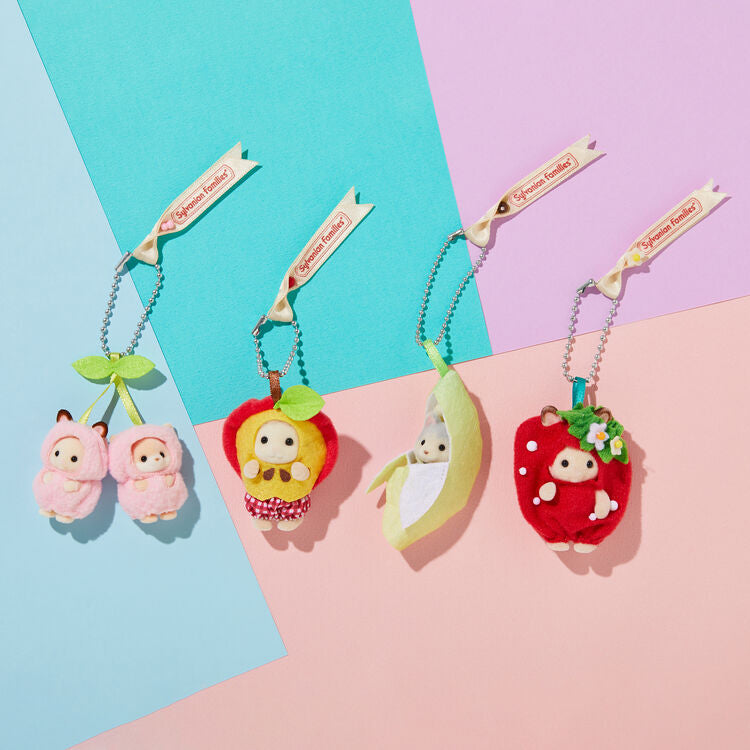 Sylvania Family｜Strawberry Keychain Chocolate Rabbit Baby